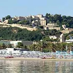 Maison Colline Du *