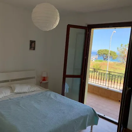 Maison Colline Du Apartment